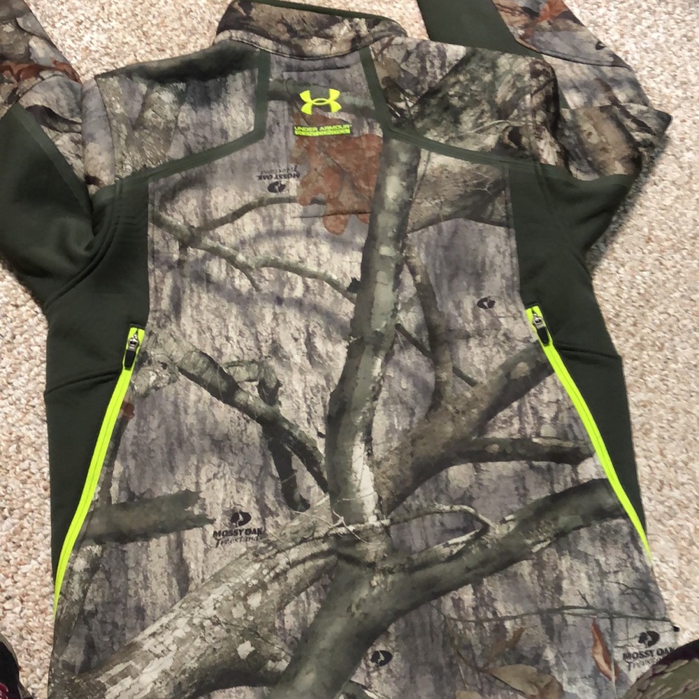 Under Armour Jacket - Picture 6 of 12